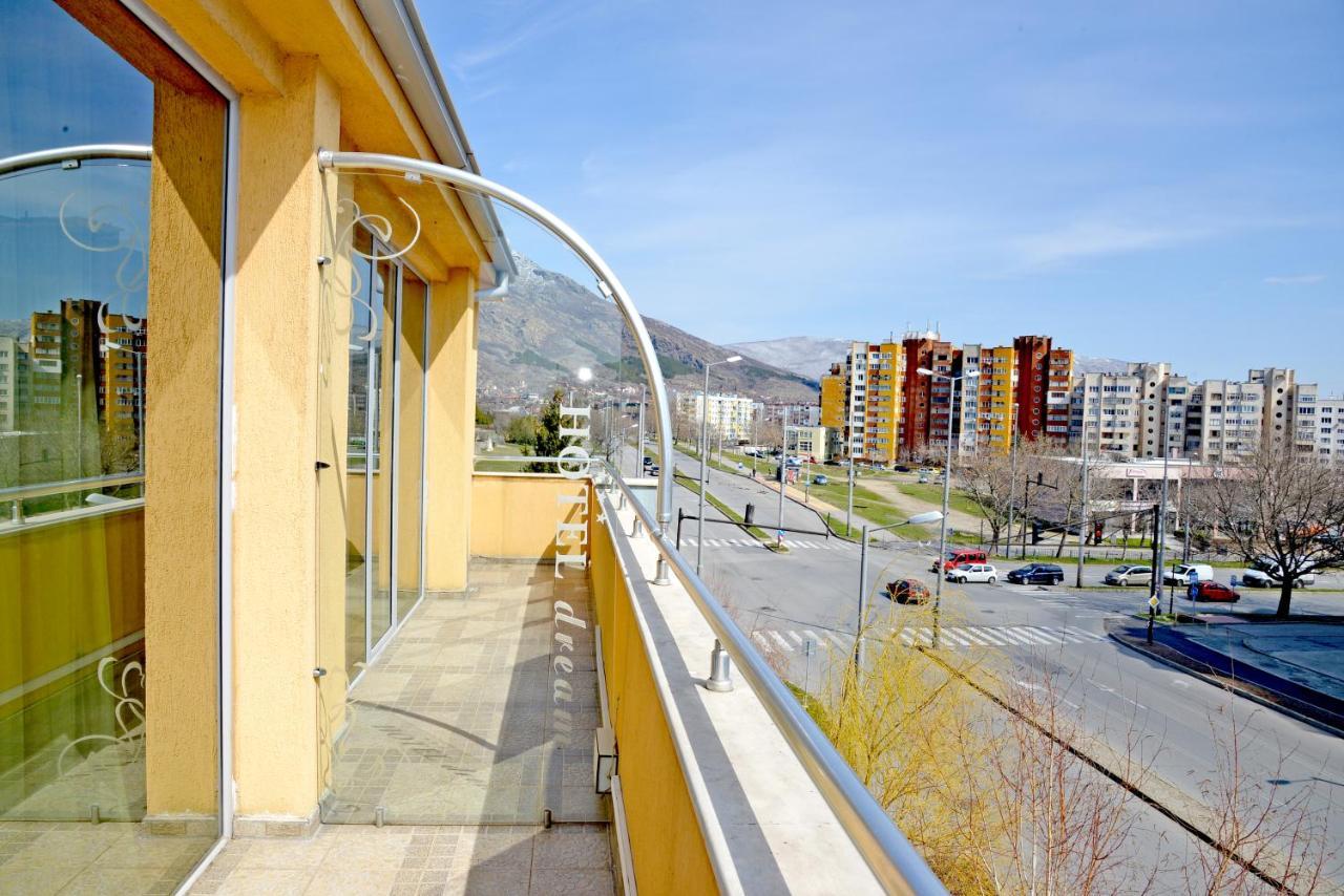 Dream Hotel Сливен Экстерьер фото