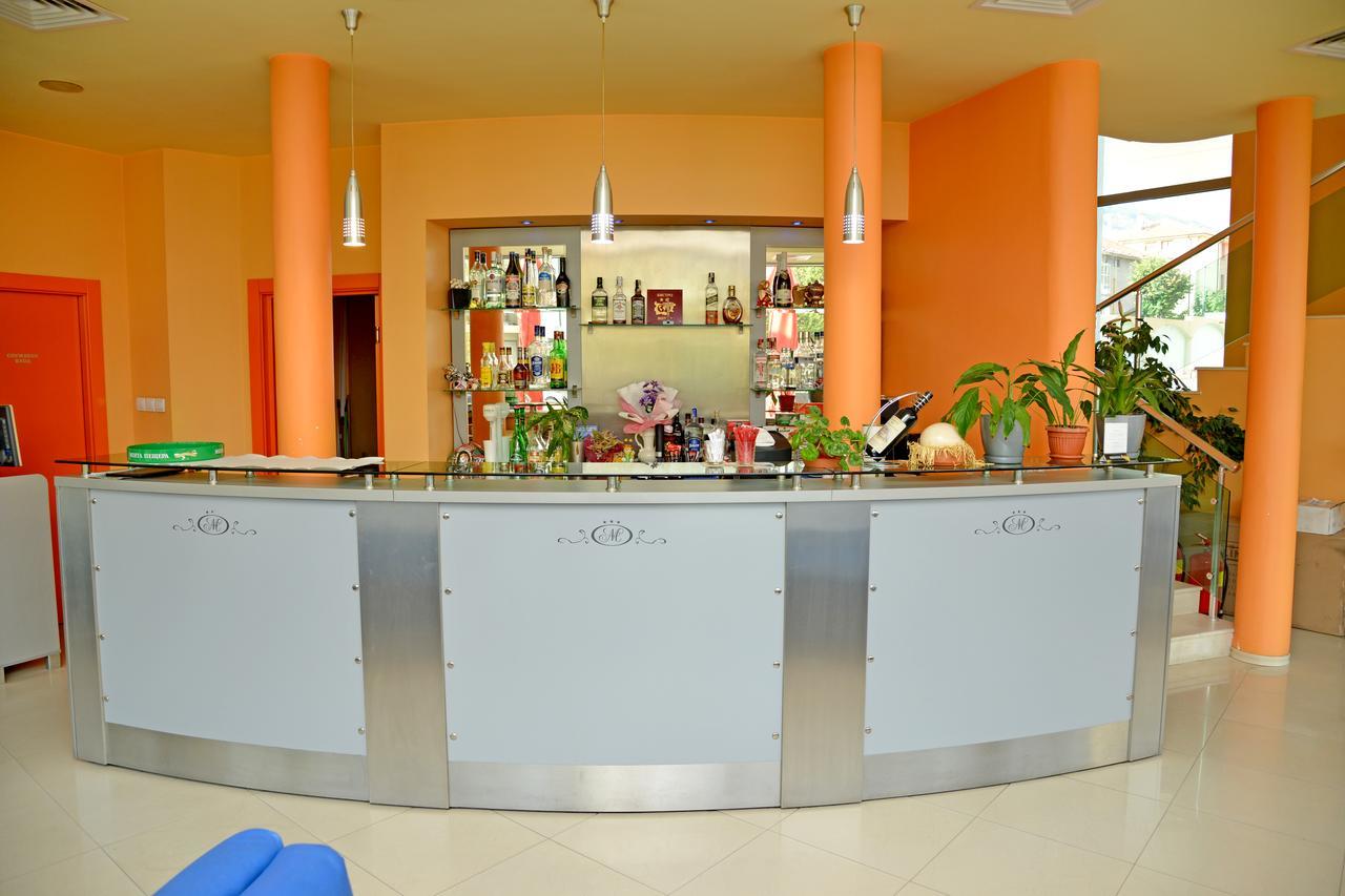 Dream Hotel Сливен Экстерьер фото